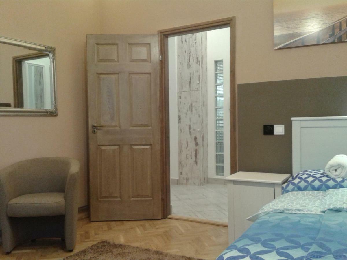 Lily Apartman Budapest Ngoại thất bức ảnh
