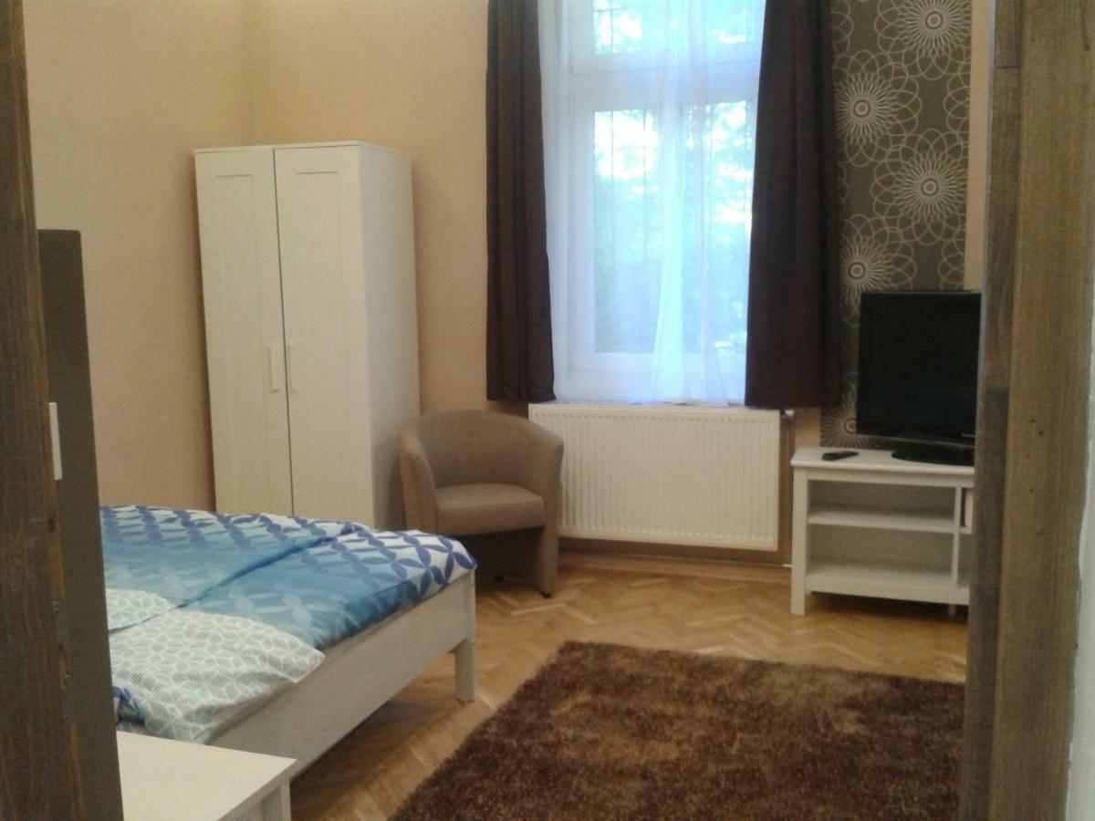 Lily Apartman Budapest Ngoại thất bức ảnh