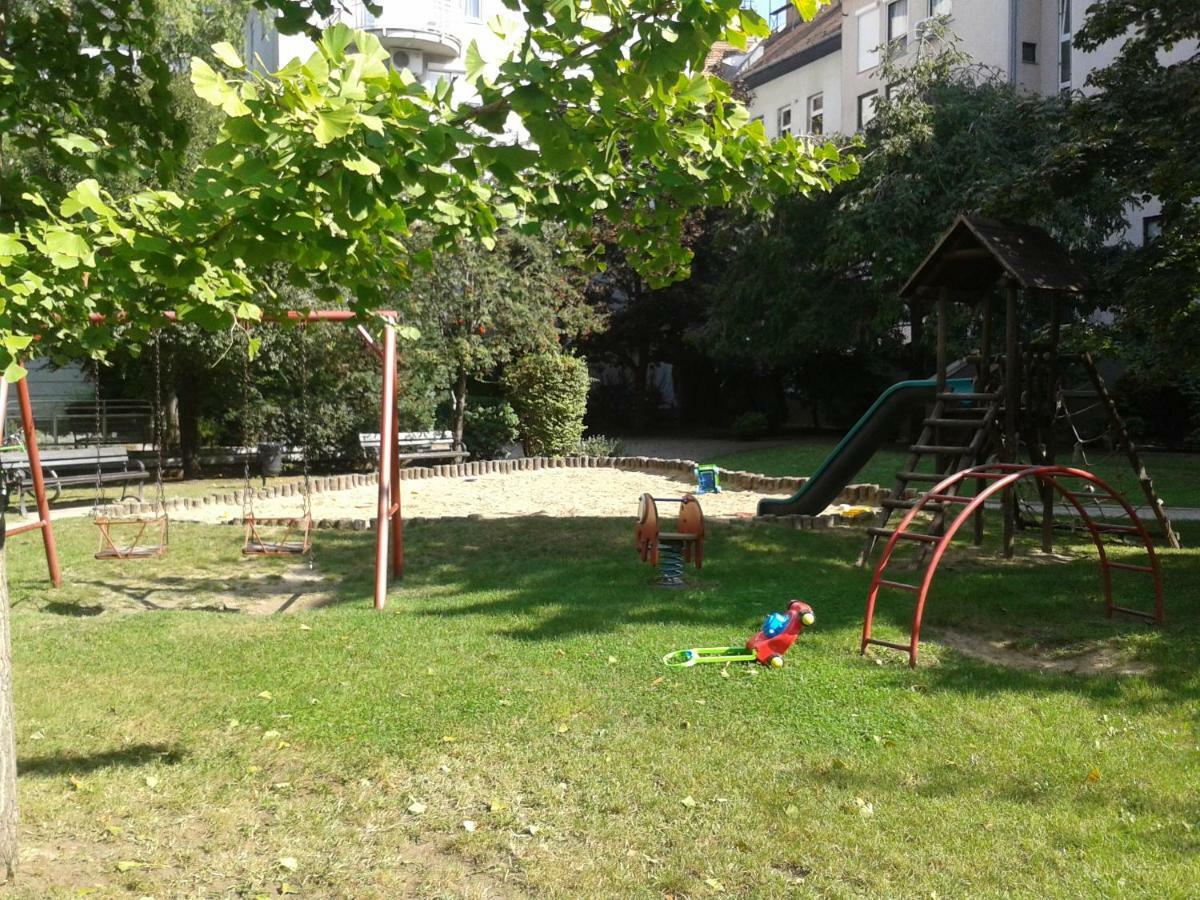 Lily Apartman Budapest Ngoại thất bức ảnh