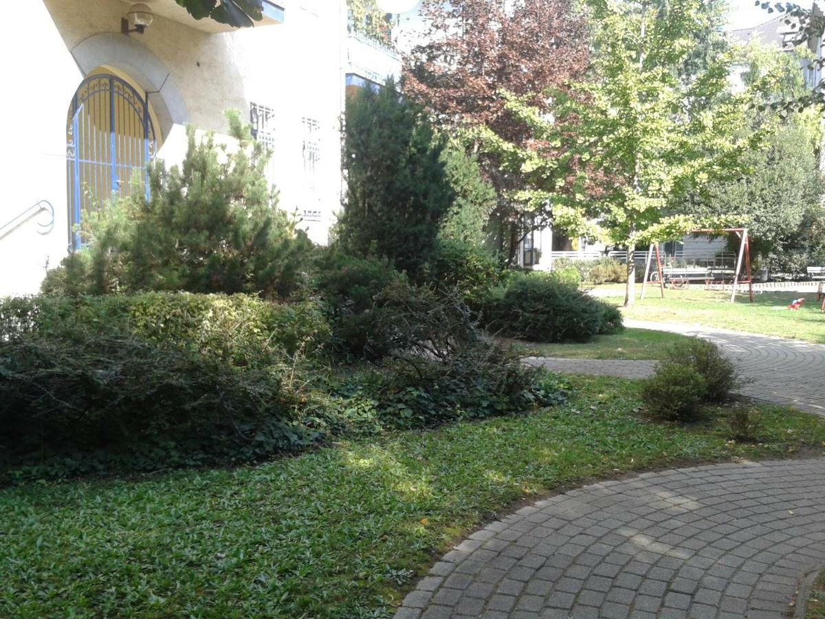 Lily Apartman Budapest Ngoại thất bức ảnh